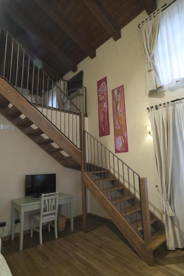 Relais Bella Rosina Pool & Spa La Cassa Экстерьер фото